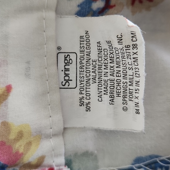 Country Farmhouse window valances. Set of two. - Picture 2 of 5